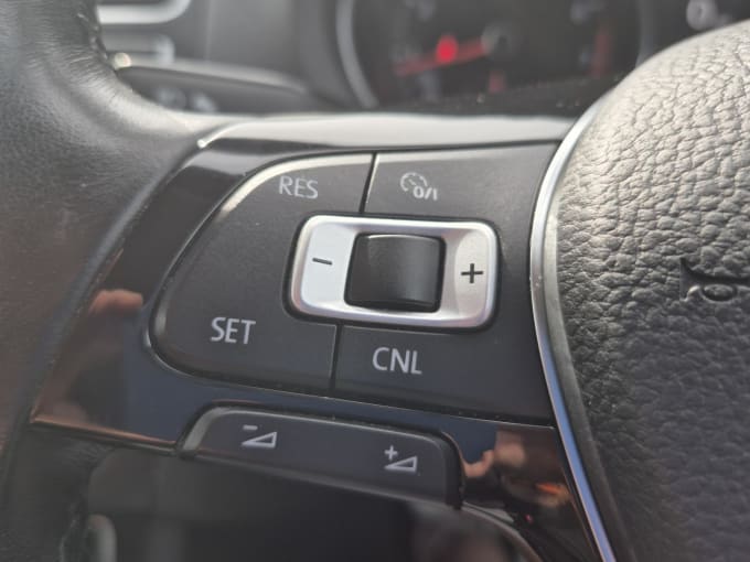 2016 Volkswagen Polo