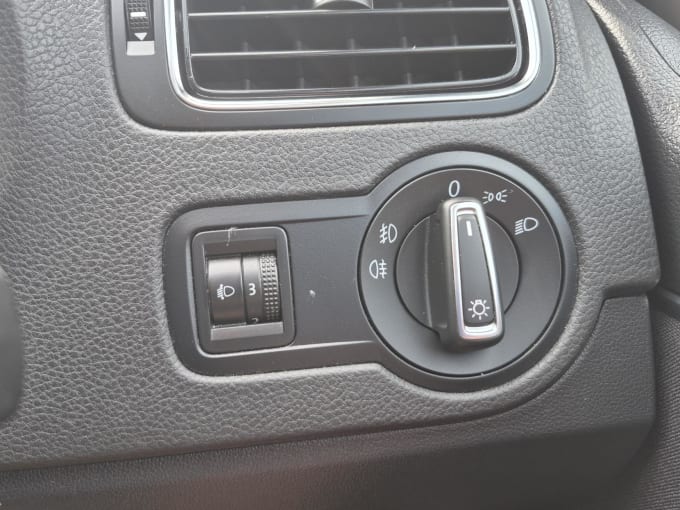 2016 Volkswagen Polo