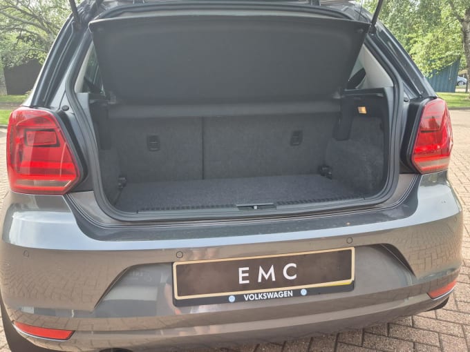 2016 Volkswagen Polo