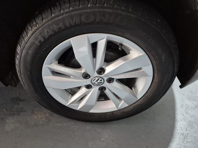 2019 Volkswagen Polo