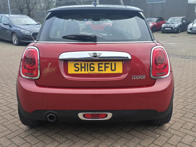 2016 Mini Hatch