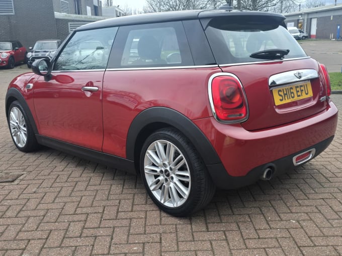 2016 Mini Hatch