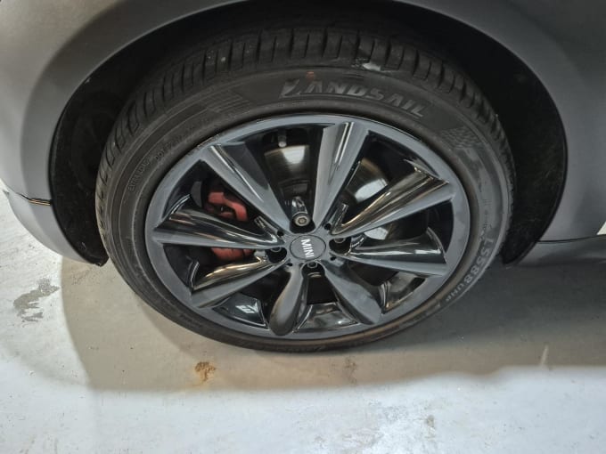 2013 Mini Hatch