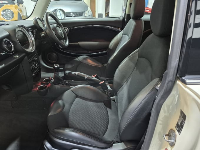 2013 Mini Hatch