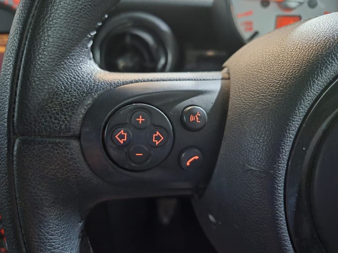 2013 Mini Hatch