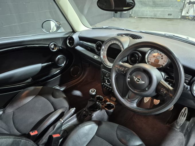 2013 Mini Hatch