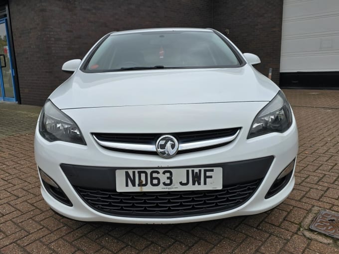 2013 Vauxhall Astra