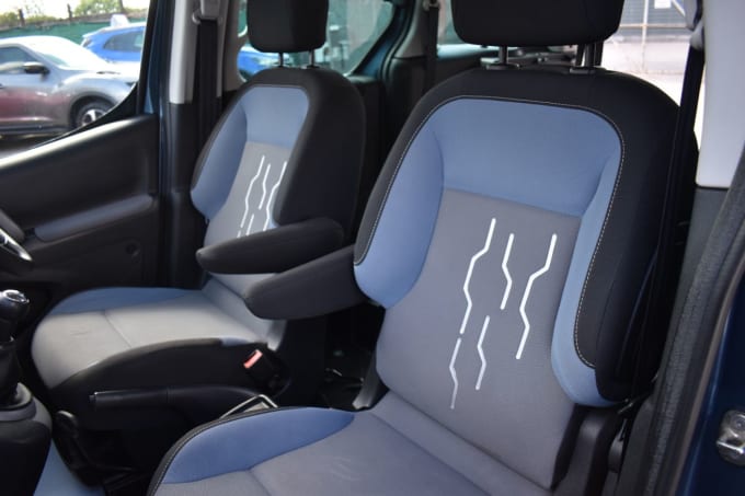 2025 Peugeot Partner