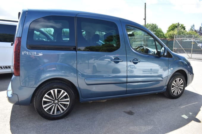 2025 Peugeot Partner