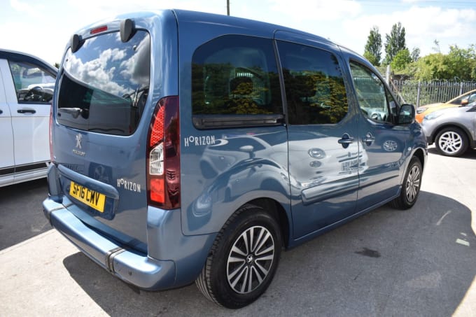 2025 Peugeot Partner