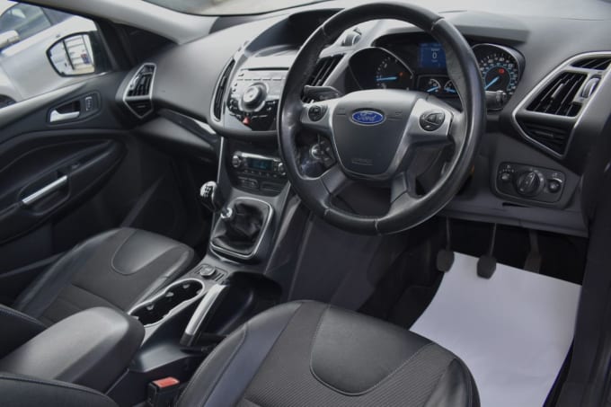2025 Ford Kuga