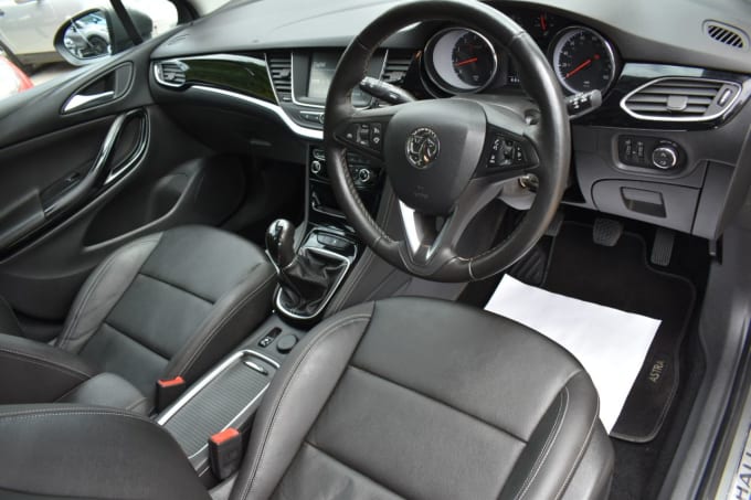 2025 Vauxhall Astra