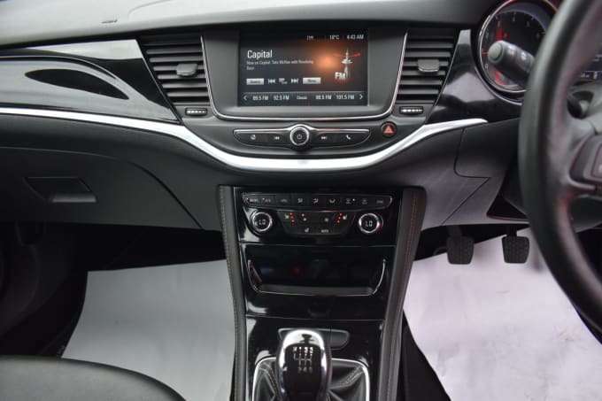 2025 Vauxhall Astra