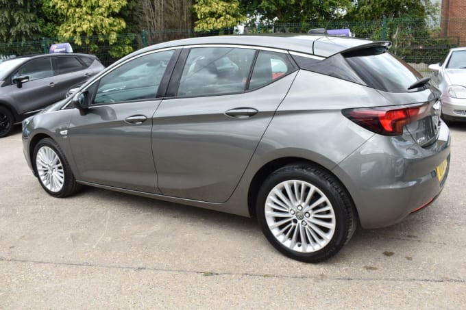 2025 Vauxhall Astra