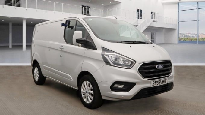 2024 Ford Transit Custom