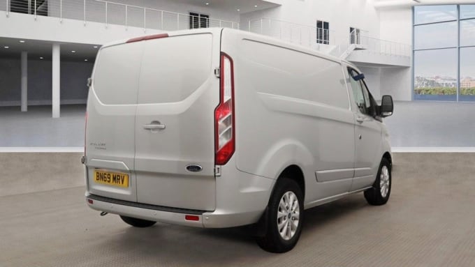 2024 Ford Transit Custom