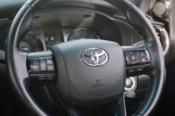 2024 Toyota Hilux