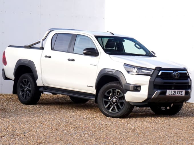 2025 Toyota Hilux