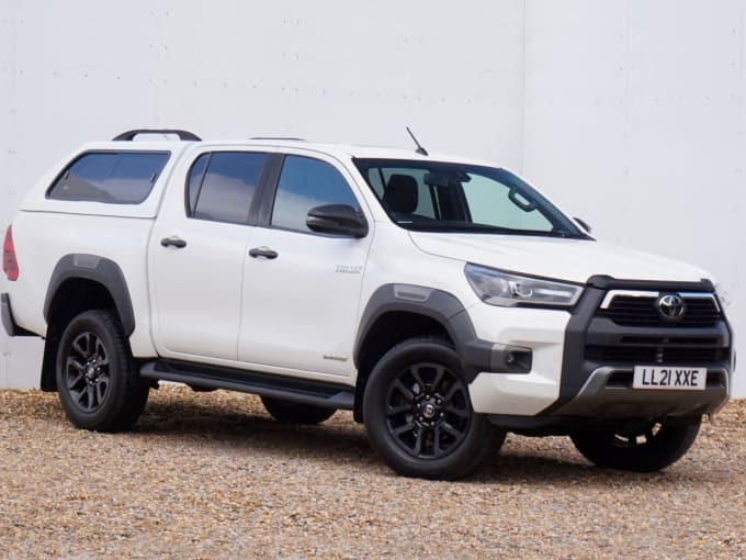 2025 Toyota Hilux