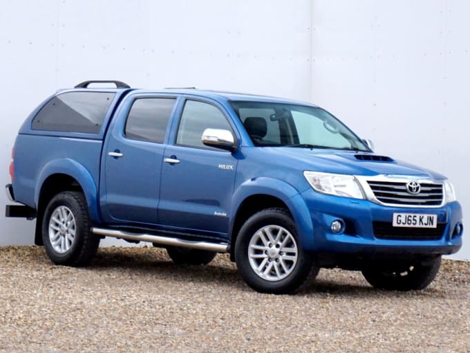 2025 Toyota Hilux