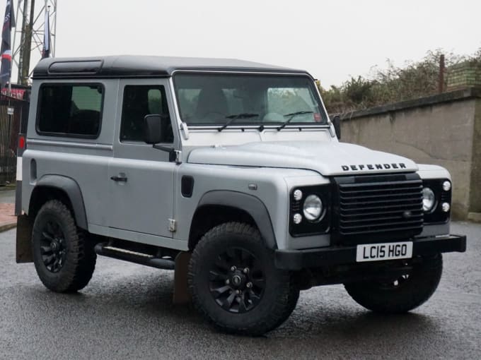 2025 Land Rover Defender 90