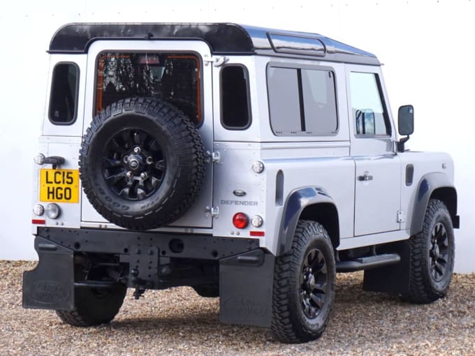 2025 Land Rover Defender 90