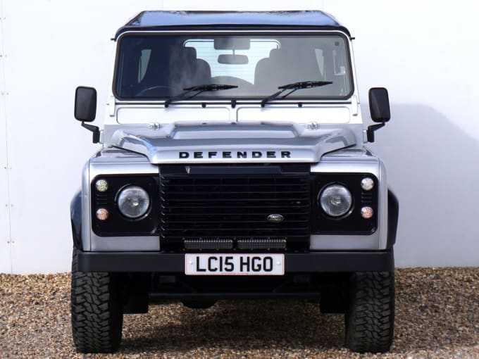 2025 Land Rover Defender 90