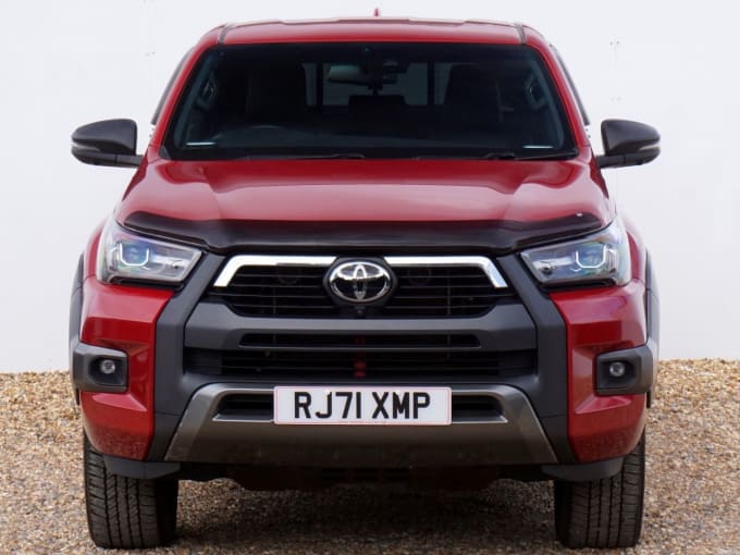 2025 Toyota Hilux