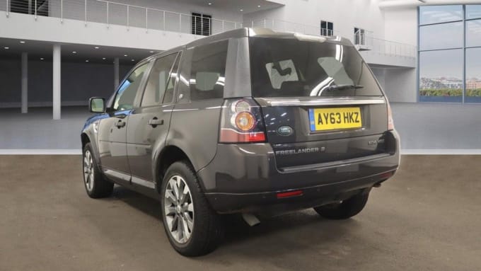 2025 Land Rover Freelander 2