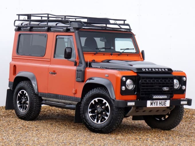 2025 Land Rover Defender 90