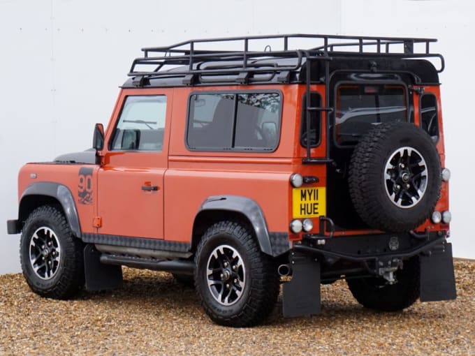 2025 Land Rover Defender 90