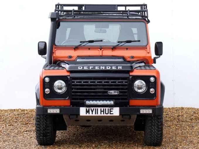 2025 Land Rover Defender 90