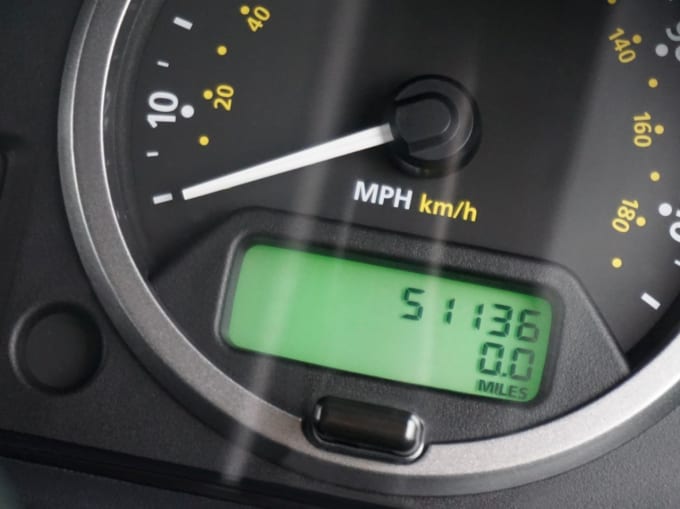 2025 Land Rover Defender 90