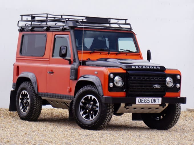2025 Land Rover Defender 90