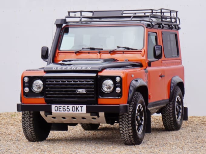 2025 Land Rover Defender 90