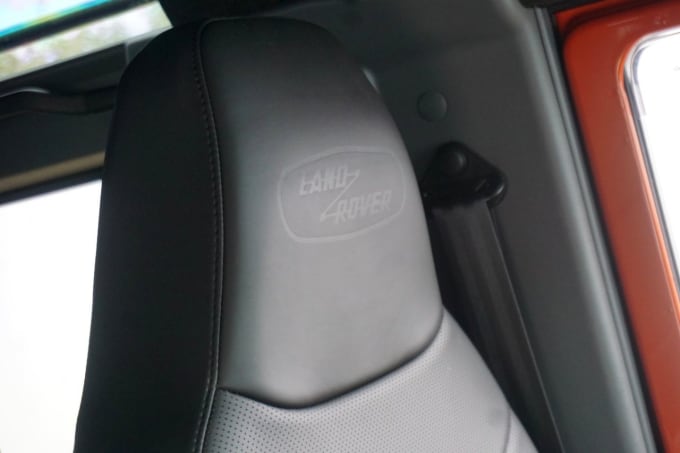 2025 Land Rover Defender 90