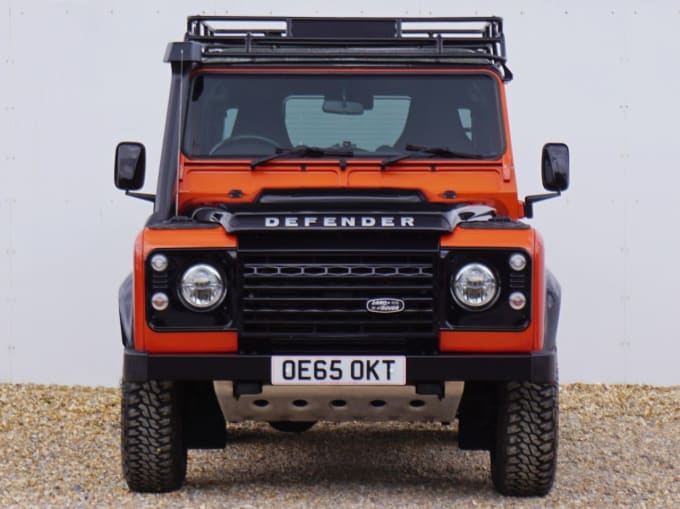 2025 Land Rover Defender 90