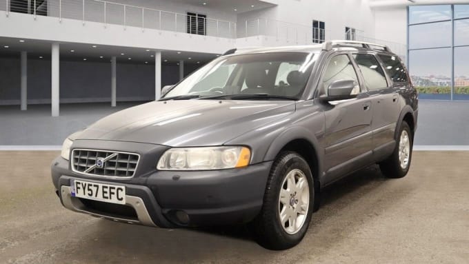 2025 Volvo Xc70