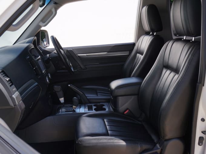 2025 Mitsubishi Shogun