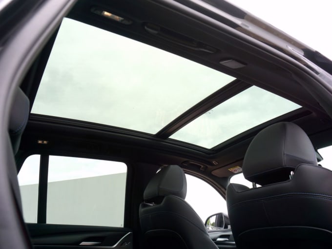 2025 BMW Ix3