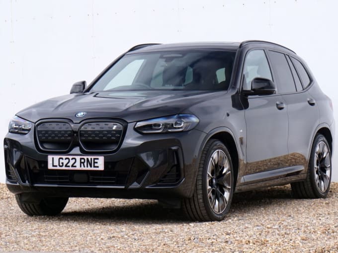 2025 BMW Ix3