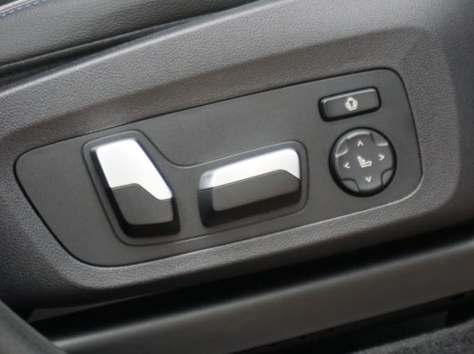 2025 BMW Ix3