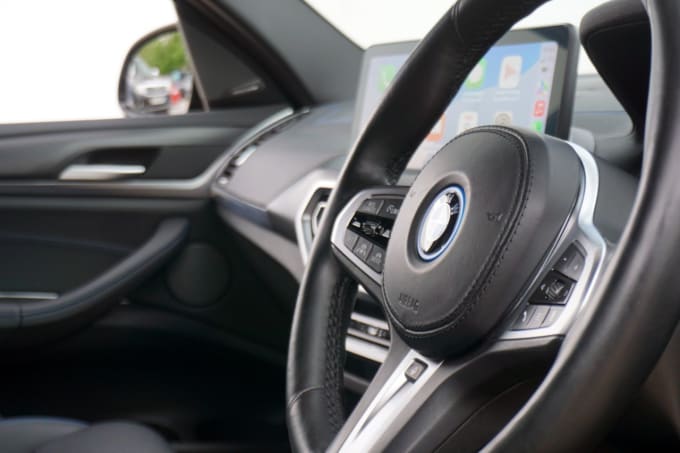 2025 BMW Ix3