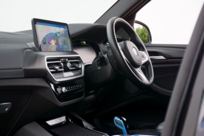 2025 BMW Ix3