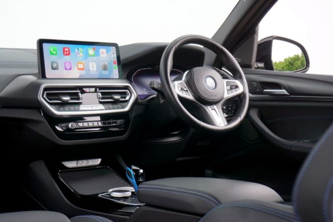 2025 BMW Ix3
