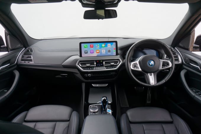2025 BMW Ix3