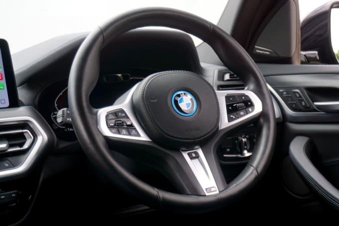 2025 BMW Ix3