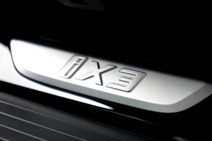 2025 BMW Ix3