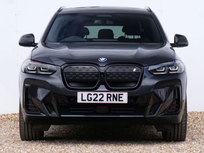 2025 BMW Ix3