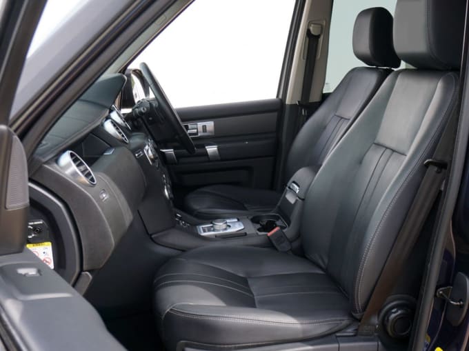 2025 Land Rover Discovery 4
